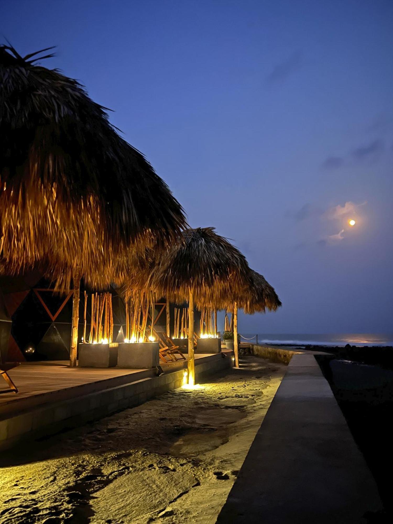 אל זונטה Almare Zonte - Beachfront Glamping Hotel מראה חיצוני תמונה