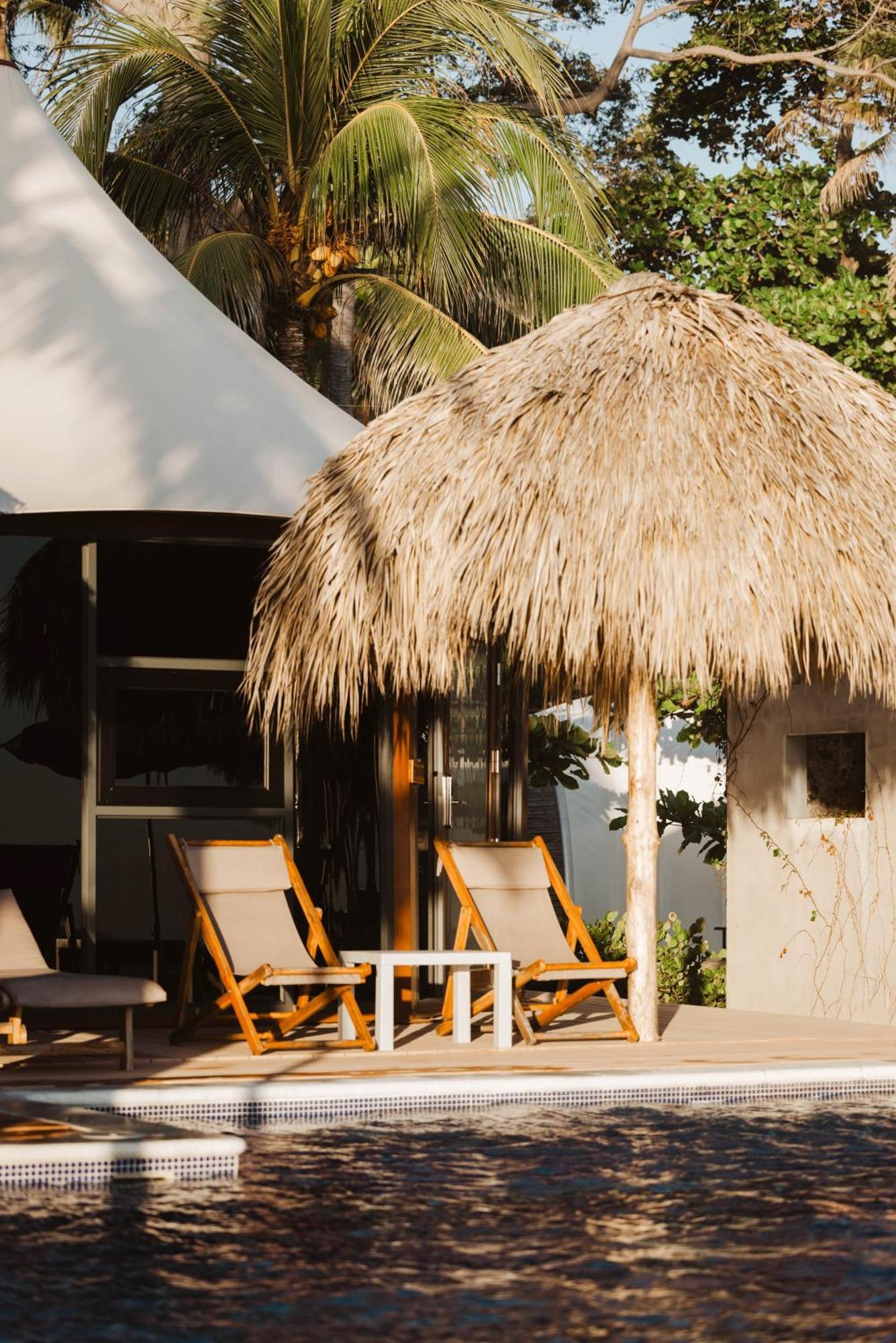 אל זונטה Almare Zonte - Beachfront Glamping Hotel מראה חיצוני תמונה